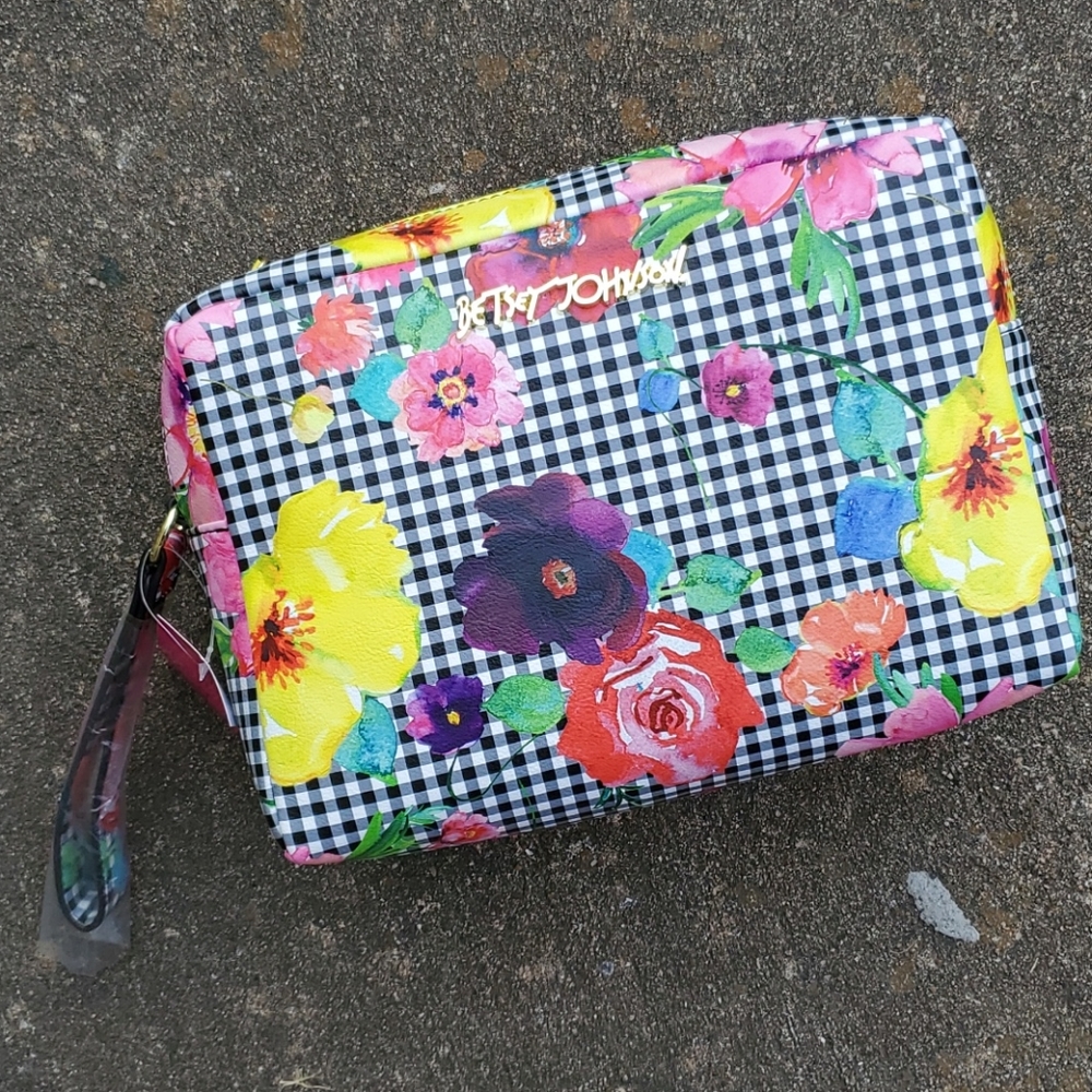 Betsey Johnson Flower Double Zip Cosmetic Bag NWT